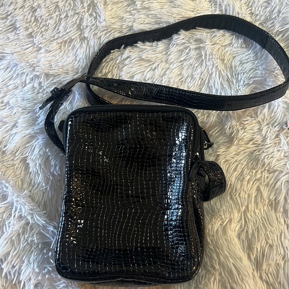 SAS Black Alligator Patent Leather Handbag Adjustable Crossbody Purse USA KeyFob - Picture 7 of 7